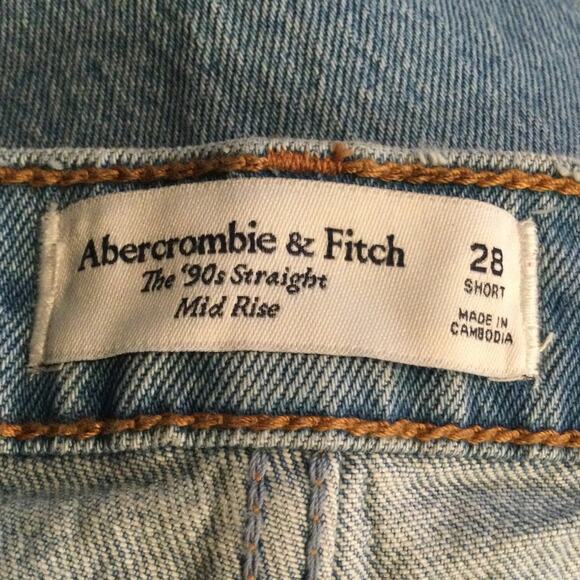 A&F 90’s Straight Mid Rise Jeans 28 Short - Picture 2 of 5